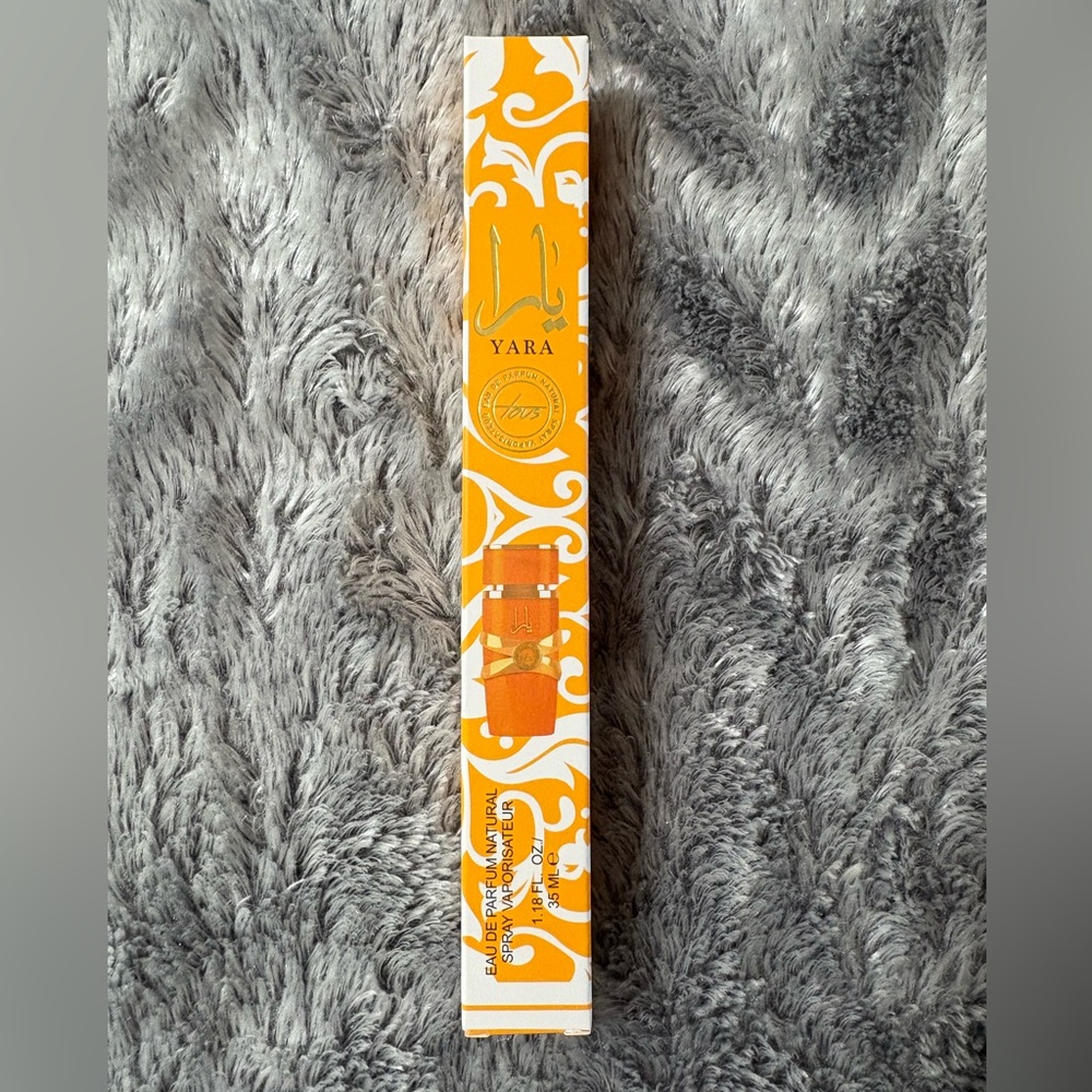 Yara Parfum NWT
